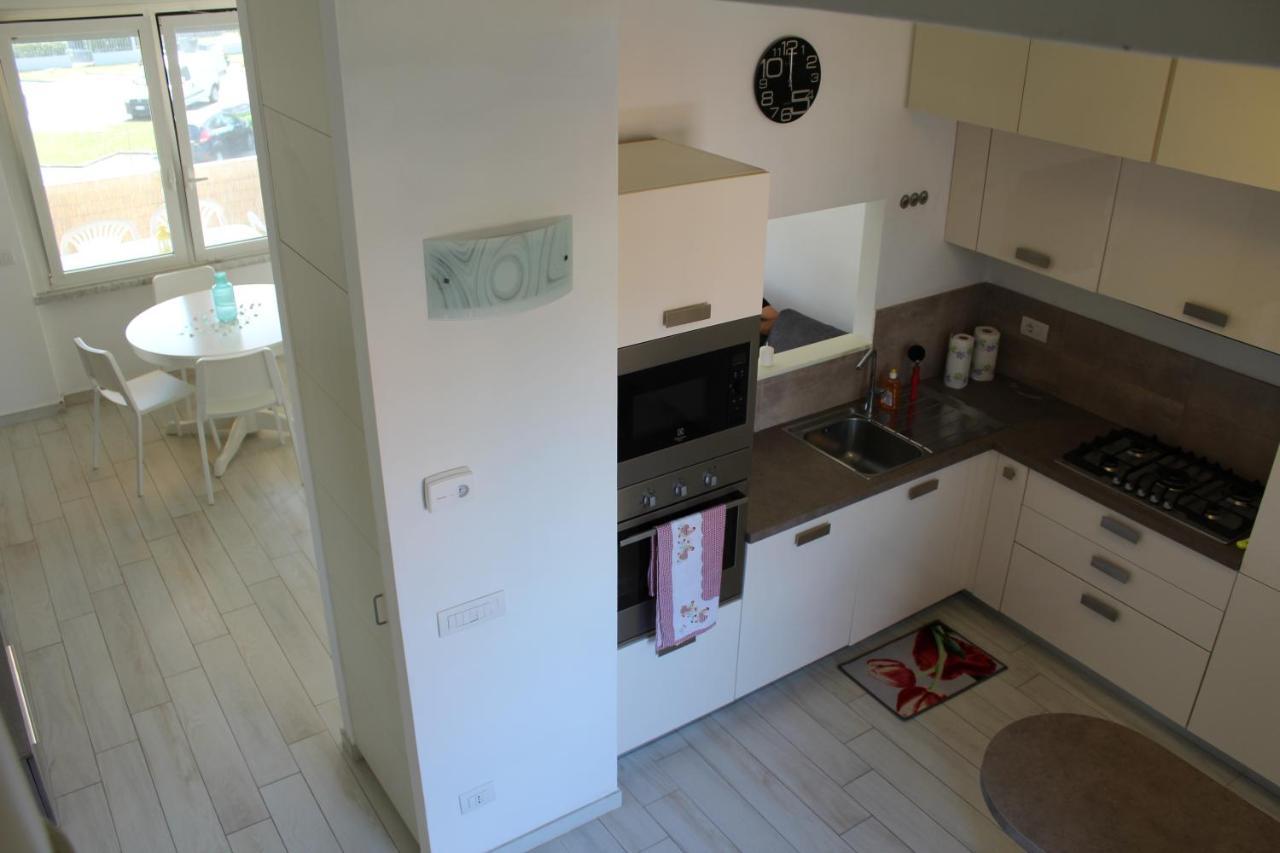 La Ca' Al Mare Appartement Carrara Buitenkant foto