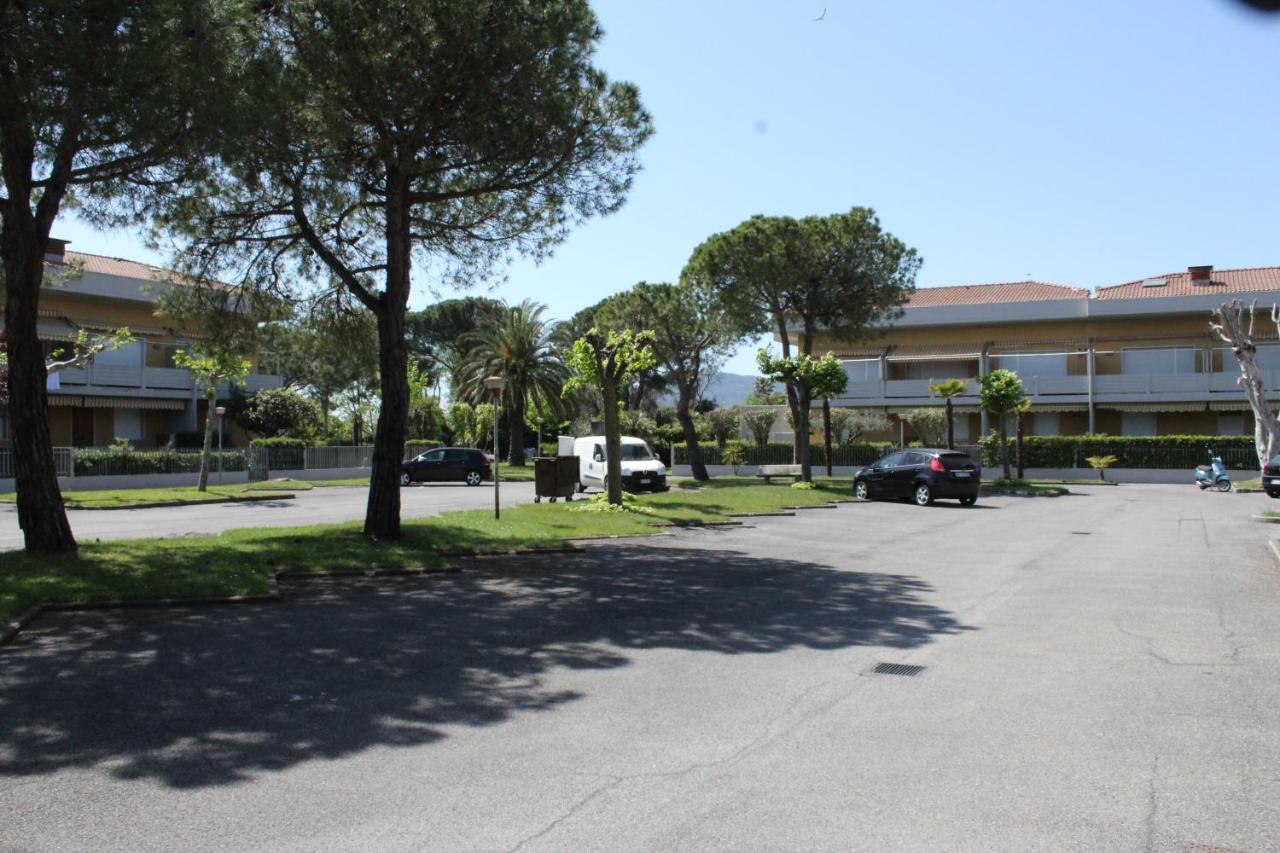 La Ca' Al Mare Appartement Carrara Buitenkant foto