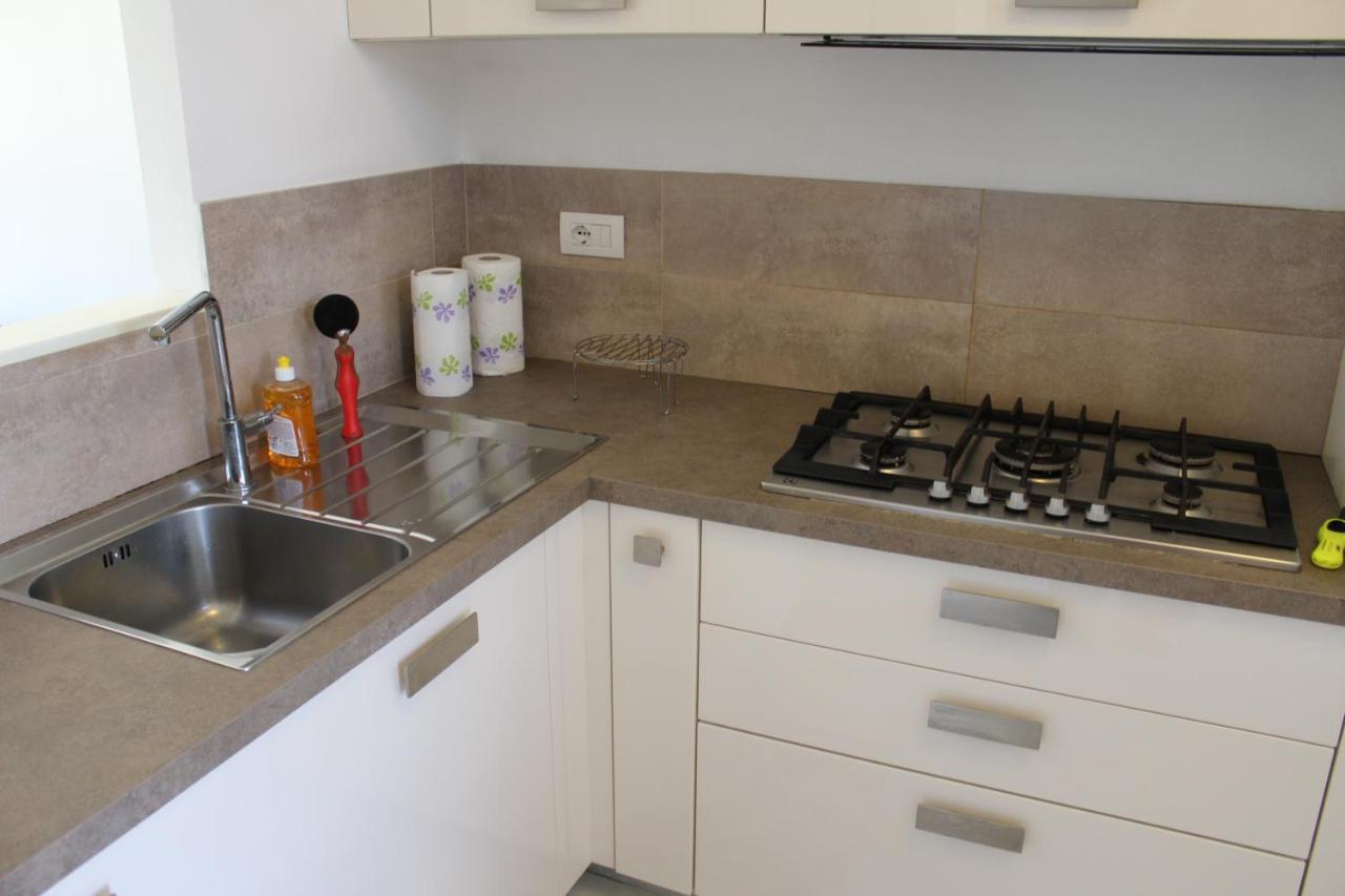 La Ca' Al Mare Appartement Carrara Buitenkant foto